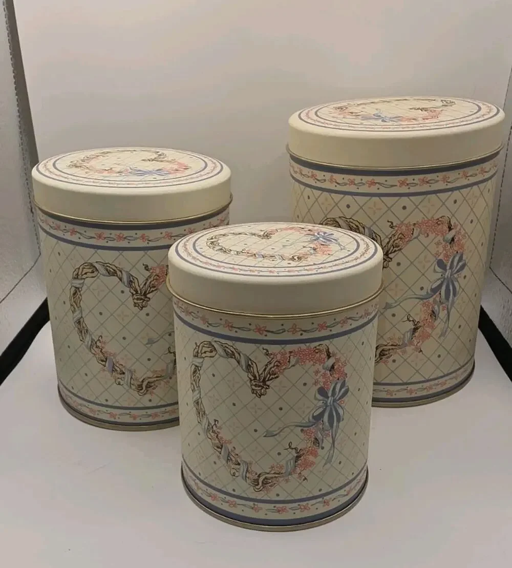 Vintage 1989 Lloyd Beige Nesting Canister Set of 3 Hearts Ribbons